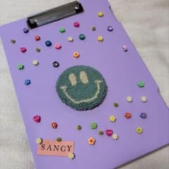 ハンドメイド】スマイル パンチニードル ミニラグ アクセサリートレイ