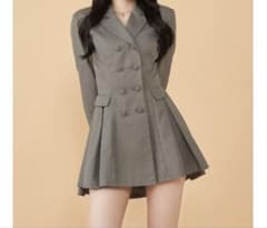 美品Darich ダーリッチ バックコンシャスジャケットミニワンピース グレーのサムネイル