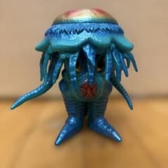 バリケーン　怪獣郷（㍿円谷コミュニケーションズ）一期 ど*ん様 バリケーン 怪獣郷（㍿円谷コミュニケーションズ）一期 - メルカリ