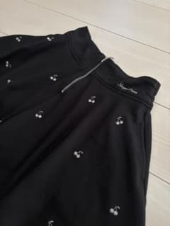 メゾピアノ チェリー刺繍スカート ジュニアS 140 ブラックのサムネイル