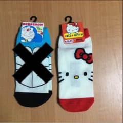 キティちゃん 靴下のサムネイル