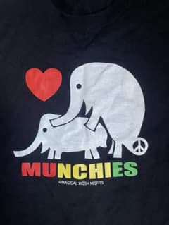 MAGICAL MOSH MISFITS MUNCHIES Tシャツ Mのサムネイル