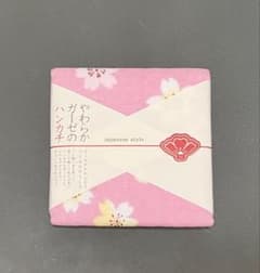 新品未使用】ガーゼ ハンカチ やわらか 桜柄 ピンク ジャパニーズ