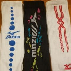 まみぃこ様専用　ジュニア　バレーボール　ソックス　mizunoのサムネイル