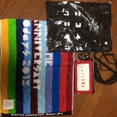 perfumeの10周年記念Tシャツとマフラータオル、パスケースのサムネイル