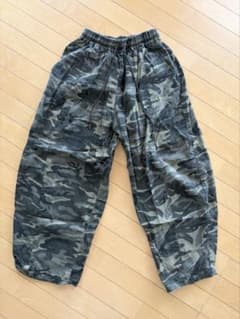 しまむら　おなつ　迷彩柄 カモフラージュ カジュアルパンツ　S - 4