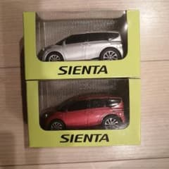 TOYOTA　SIENTA　シエンタ　プルバックカー　非売品のサムネイル