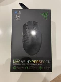 Razer Naga V2 Hyperspeed ゲーミングマウスのサムネイル