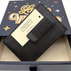 希少極美品★ルイヴィトン タイガ マネークリップ 黒 カード3枚収納 スリム 希少極美品☆ルイヴィトン タイガ マネークリップ 黒 カード3枚収納