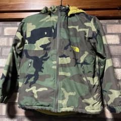 ☆ノースフェイス☆迷彩 ノマド 140センチのサムネイル