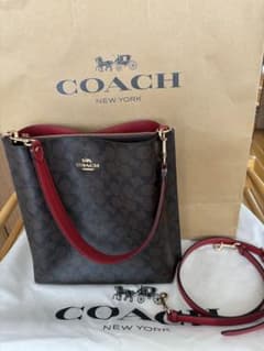 ◇コーチ◇COACH◇新品未使用トートバッグ◇茶色/黒バッグ◇裏地赤 
