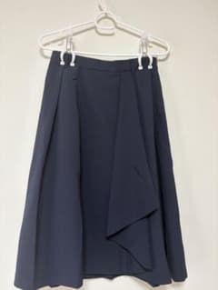 フレアスカート 膝丈〜ミディ丈 ネイビー M ベルト付きのサムネイル