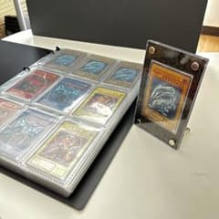 【遊戯王】引退品☆初期、2期カード計186枚☆青眼の白龍レリーフ②☆おまけ付のサムネイル