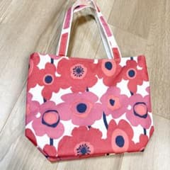 【みっち様専用】マリメッコ風♡保冷トートバッグのサムネイル