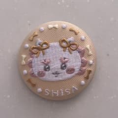 シーサー　刺繍缶バッチのサムネイル