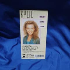 カイリー・ミノーグ いつだってラブ・ユー Amazon.co.jp: いつだってラブ・ユー: Music
