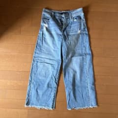 UNIQLO JEANS デニムパンツ ワイド ダメージ加工のサムネイル