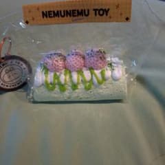 NEMUNEMU TOY ロールケーキ スクイーズのサムネイル