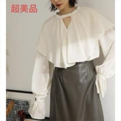 1.2万 ROSE BUD 2WAYフリルブラウスのサムネイル