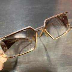 Cazal ゴールドフレーム 超希少。ヴィンテージ品。 Cazal Vintage 1980s Glasses Model 238 Geometric Gold Tone Enameled