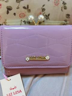 リズリサ 折りたたみ財布ガマ口のサムネイル