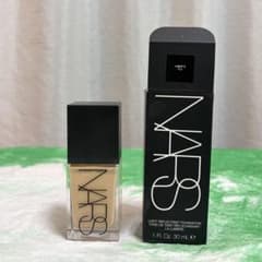 NARS ライトリフレクティング ファンデーションのサムネイル