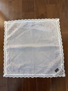 CELINE レース付きハンカチ