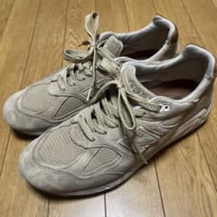 New Balance 990 スニーカー ベージュのサムネイル