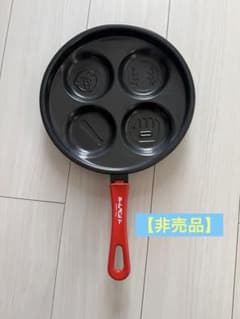 【非売品】ホームランバー記念品　パンケーキパンのサムネイル