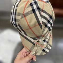 バーバリー　キャップ　チェックのサムネイル