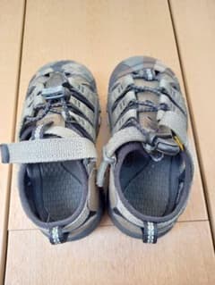 【キーン/Keen 】キッズサンダル　16センチのサムネイル
