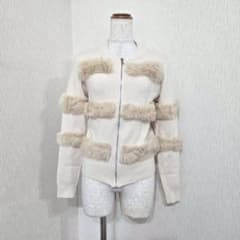 Piacere ラビットファー ニットジャケット ベージュ系 - メルカリ