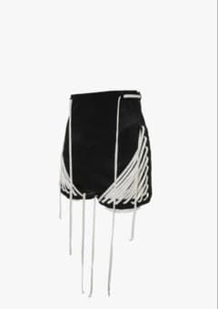 THEREDTHREAD S lace up shorts - メルカリ