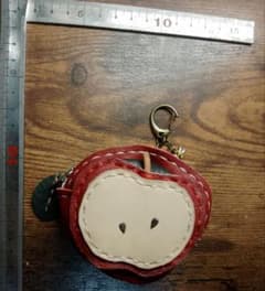 【82】牛革りんごイヤホンケース - 5