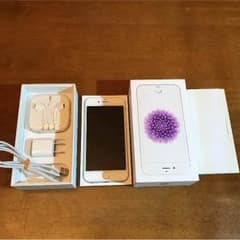 iPhone6  本体 auシルバ〜のサムネイル