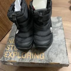THE NORTH FACEノースフェイス ヌプシ 18cm スノーブーツのサムネイル