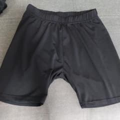 黒色 スパッツ 150サイズのサムネイル