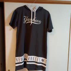 Yankees フード付きワンピース 160のサムネイル