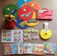 こどもちゃれんじEnglish 2012年DVDとおもちゃのサムネイル