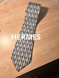 激レア！ ヴィンテージ HERMES ネイビー パターン柄 ネクタイのサムネイル