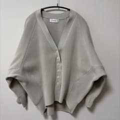 machatt マチャット アモッサカーディガン ベージュ - メルカリ