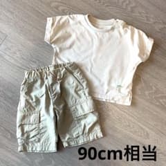 ユニクロ 上下セット 90 夏服 Tシャツ ハーフパンツ 男の子 女の子 子供服のサムネイル