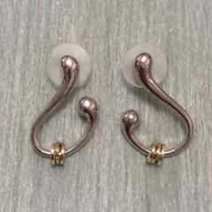 ニュアンスデザイン配色ピアス
