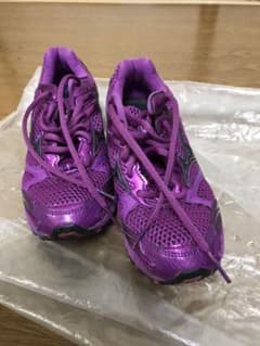 ★最終値下げ★Mizuno ウェーブライダー14 23cm 紫のサムネイル