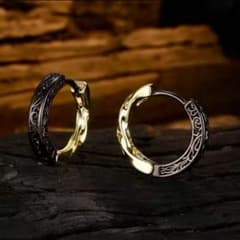 フープピアス ブラック　ゴールド　リング メンズ　透かし彫り風　彫刻トライバル - 3