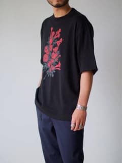 markaware マーカウェア フラワープリントラグランTシャツのサムネイル