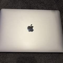 Apple MacBook Air 本体　M1チップ搭載13インチのサムネイル