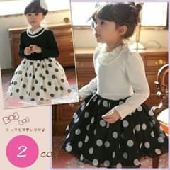 Kii様専用✨新品❤90㎝～100㎝キッズドレス  パールネックレス付き 黒×白のサムネイル