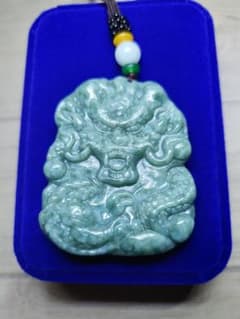 ☯ ☯ 天然翡翠 龍 翡翠A貨 両面彫刻 精巧 高品質翡翠 ペンダント