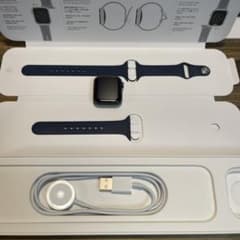 rika様専用Apple Watch SE  40mm GPS スペースグレーのサムネイル